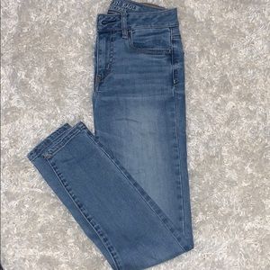 American eagle plain light wash jeans